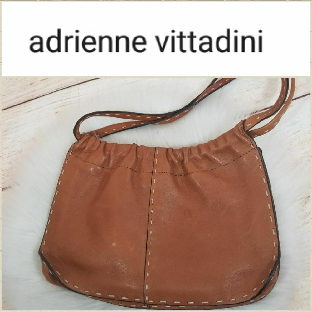 Adrienne Vittadini small leather purse shoulderbag